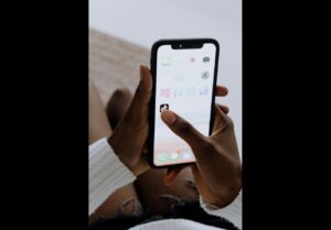 pexels cottonbro 5081915 (1)