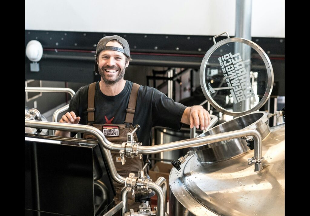 pexels elevate 1267348 (1)